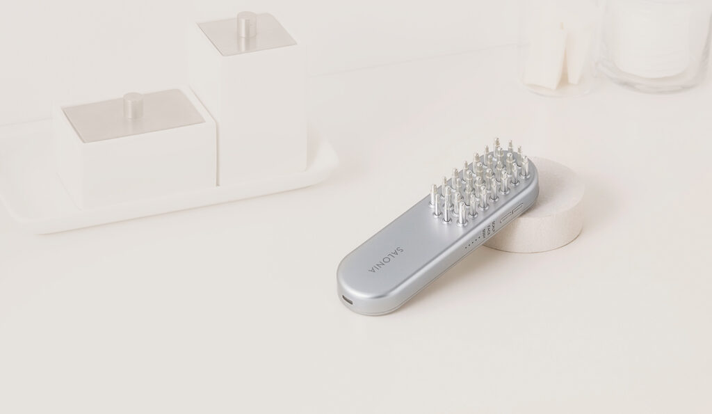 サロニアの電気ブラシ「EMSリフトブラシ（定番モデル）」の商品画像。「効果ない」と感じる原因は使い方にあることが多い。